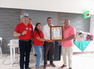 Asociaci&oacute;n de Paloecajenses Ausentes reconose a la Fundacion Ocoa de Pie.